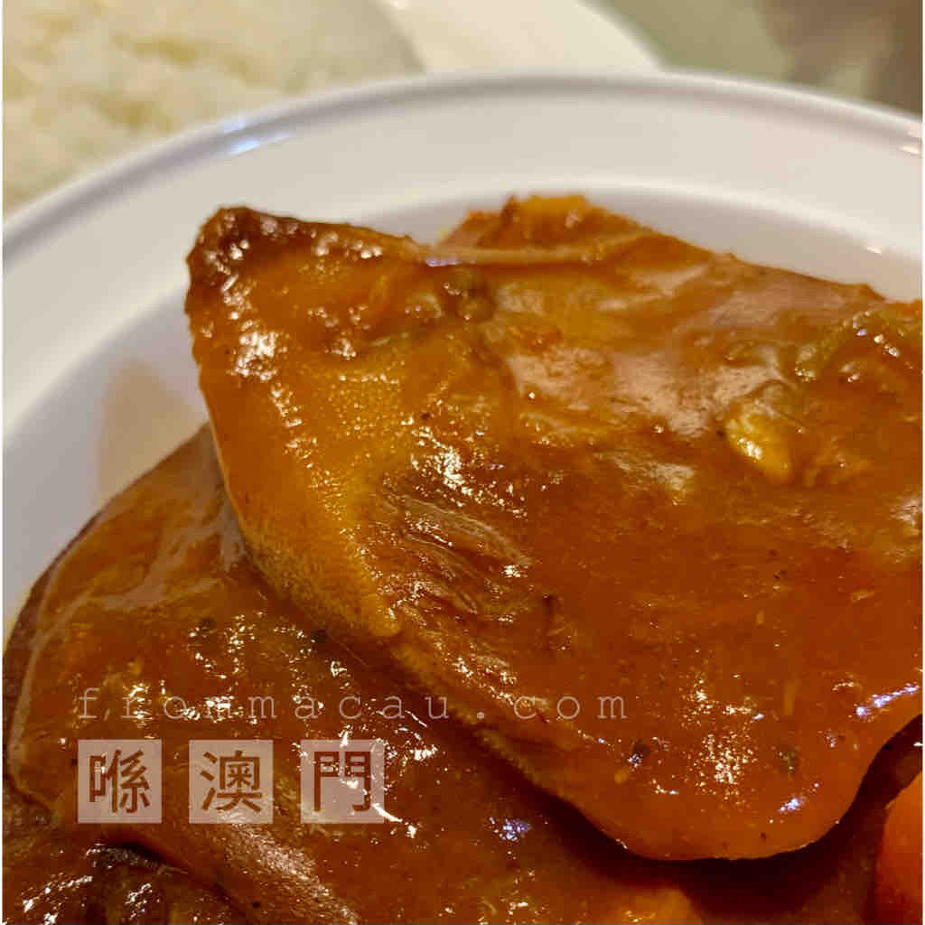 Beef Tongue Rice is soft and tender at U Veng Kei Cafe in Supreme Flower City, Baixa da Taipa (Macau Taipa Center), Taipa.